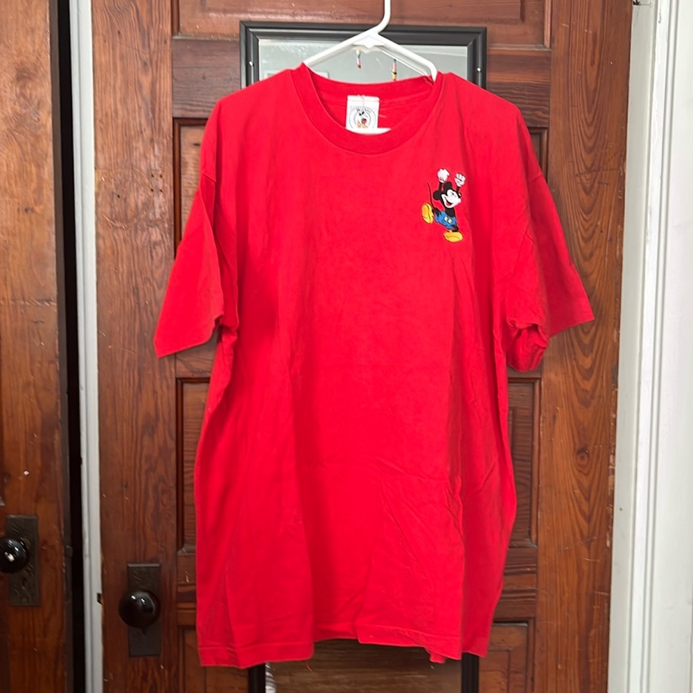 Vintage 1990s Mickey & Co Embroidered Disney Single Stitch USA Red size 2X